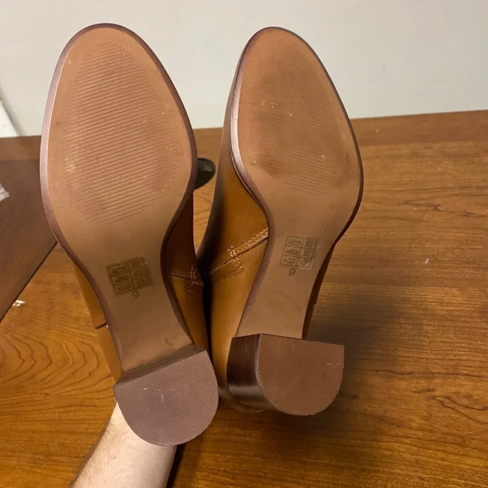 Madewell The Mira Side-Seam Ankle Boot in Leather NH201 - Picture 6 of 6